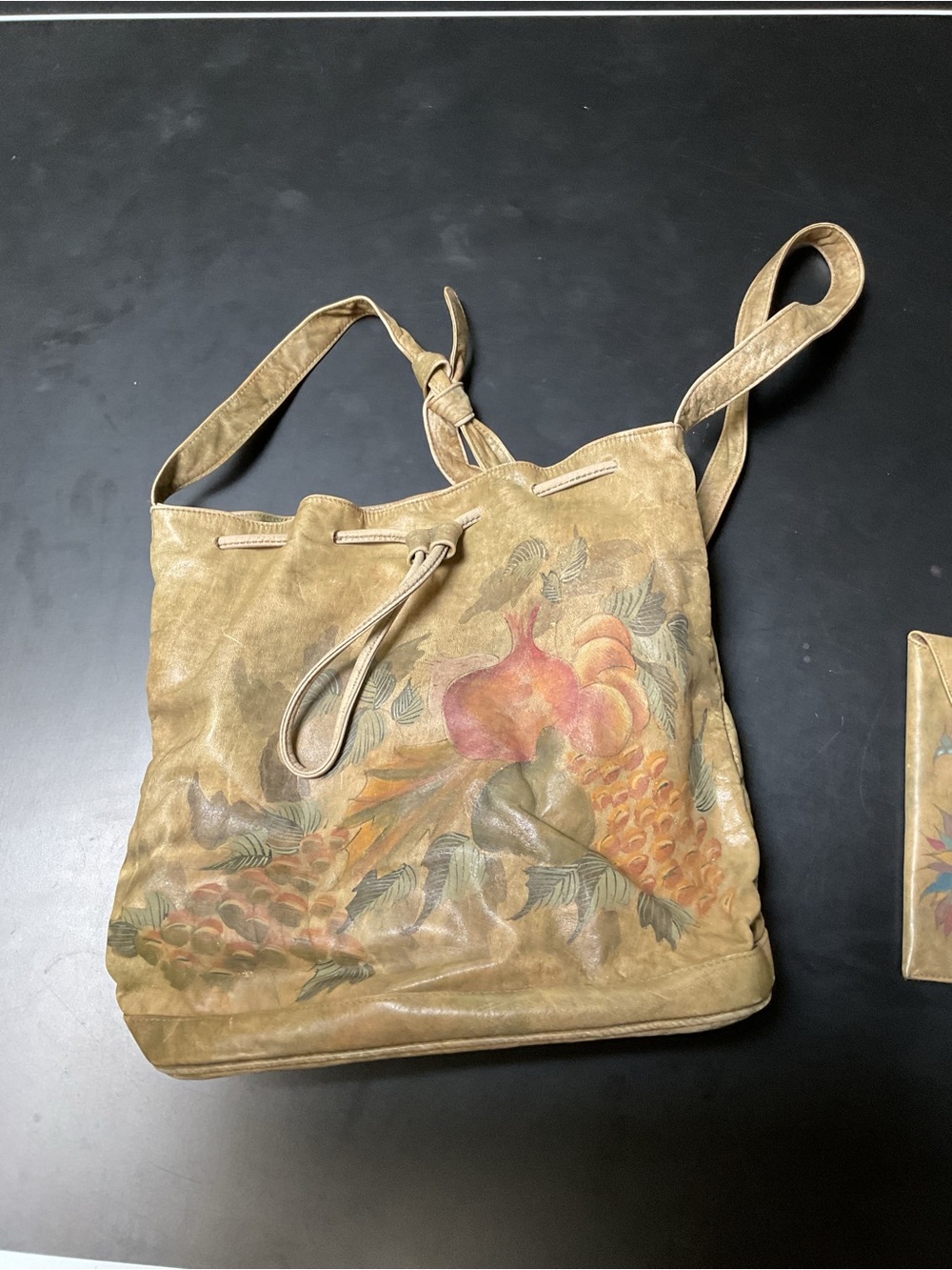 Fancy Nancy vintage hand painted bucket bag w/eye glass case - Picture 5 of 6